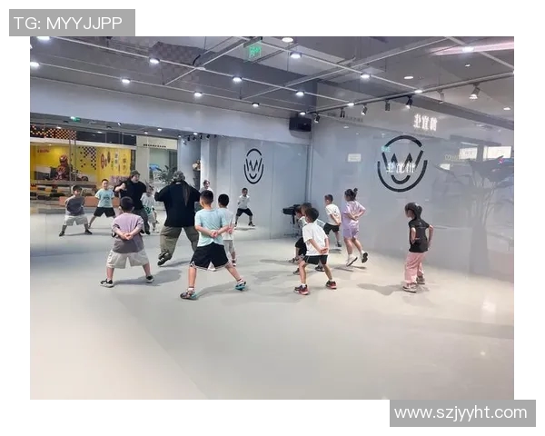 广州街舞队的控制力解析与街舞文化的互动发展探讨